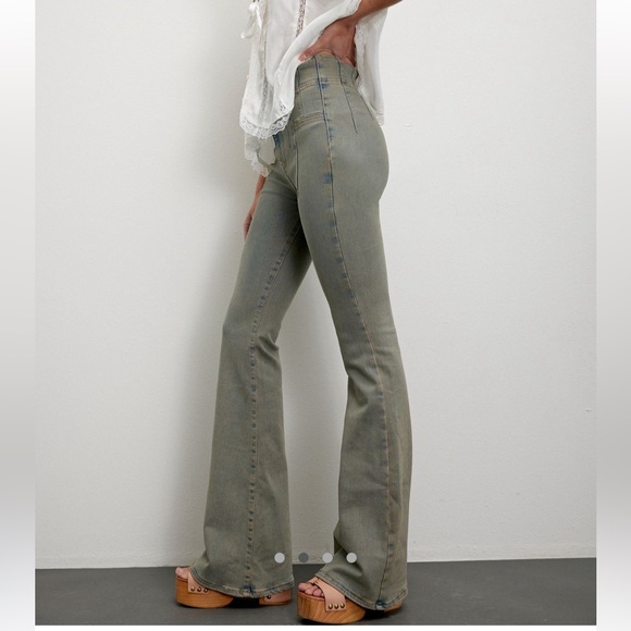 We The Free Jayce Flare Jean - Railroad Pinstripe - Picture 6 of 8